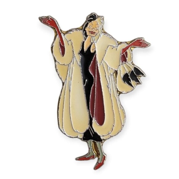 101 Dalmatians Vintage Disney Pin: Cruella de Vil Smiling